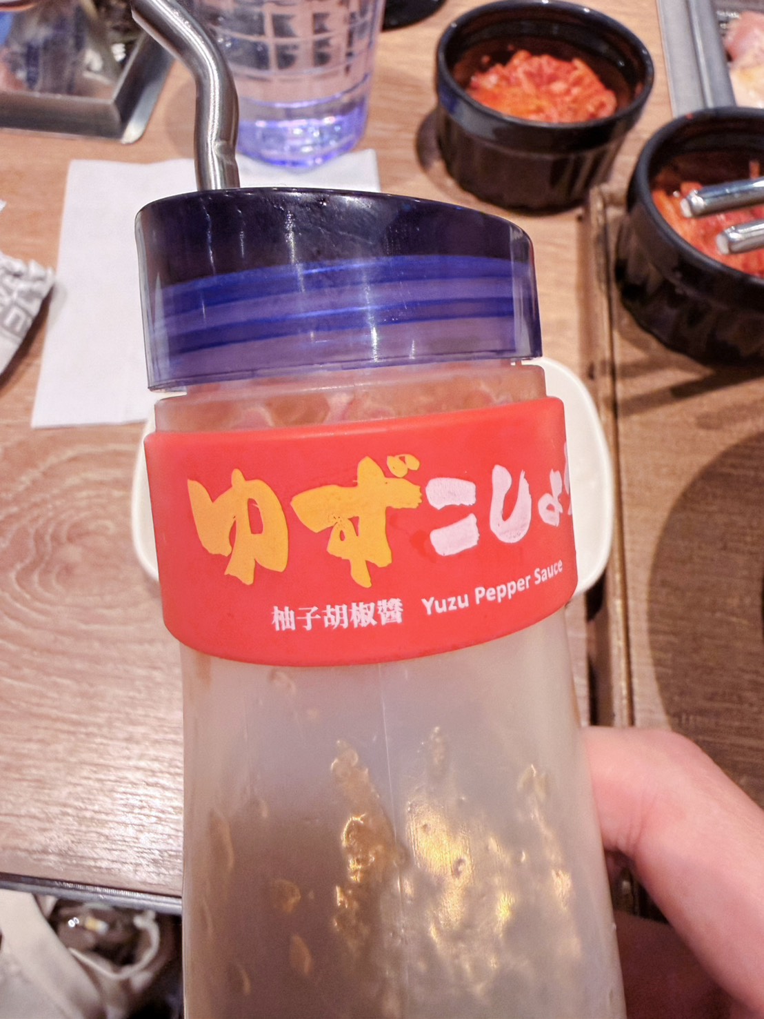 新北新店美食推薦｜焼肉LIKE 新店家樂福店萬家福 一個人也能自在吃燒肉！日本超人氣一人燒肉插旗新店 平價燒肉套餐推薦  2026年更新
