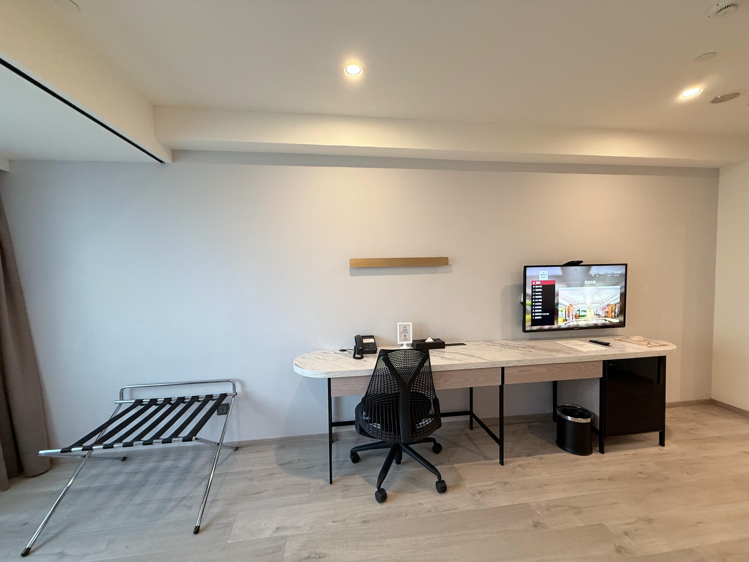 新竹 北區 優質親子飯店 新竹親子住宿推薦首選 改裝後的房型超級優 | 新竹福華大飯店 公寓式豪華單床房 開箱分享 - 第24張圖