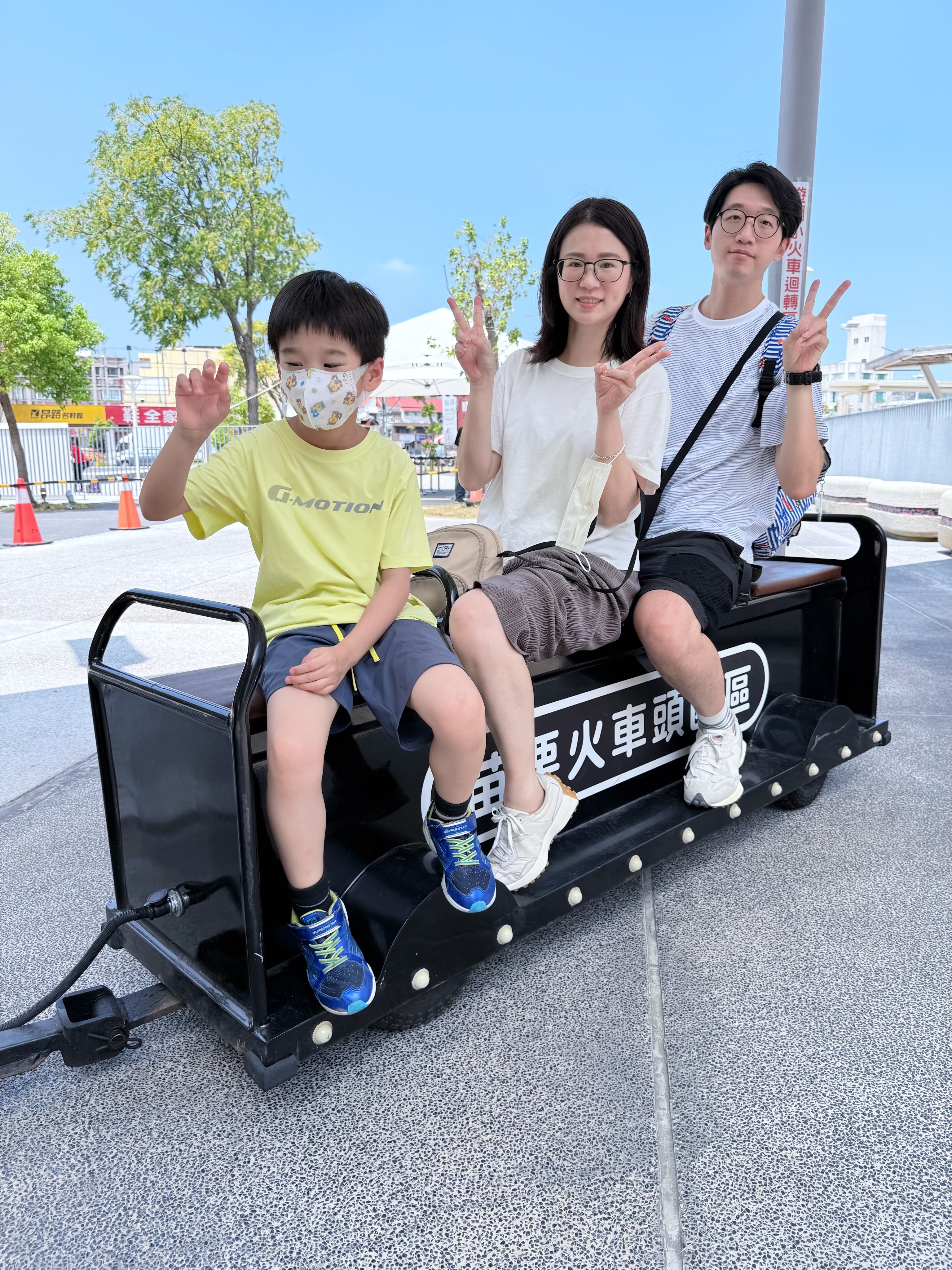 苗栗 苗栗市 很適合全家出遊的親子景點 可以預約櫓貓貓 搭乘小火車聽導覽哦!火車迷必來 |苗栗火車頭園區 - 第9張圖