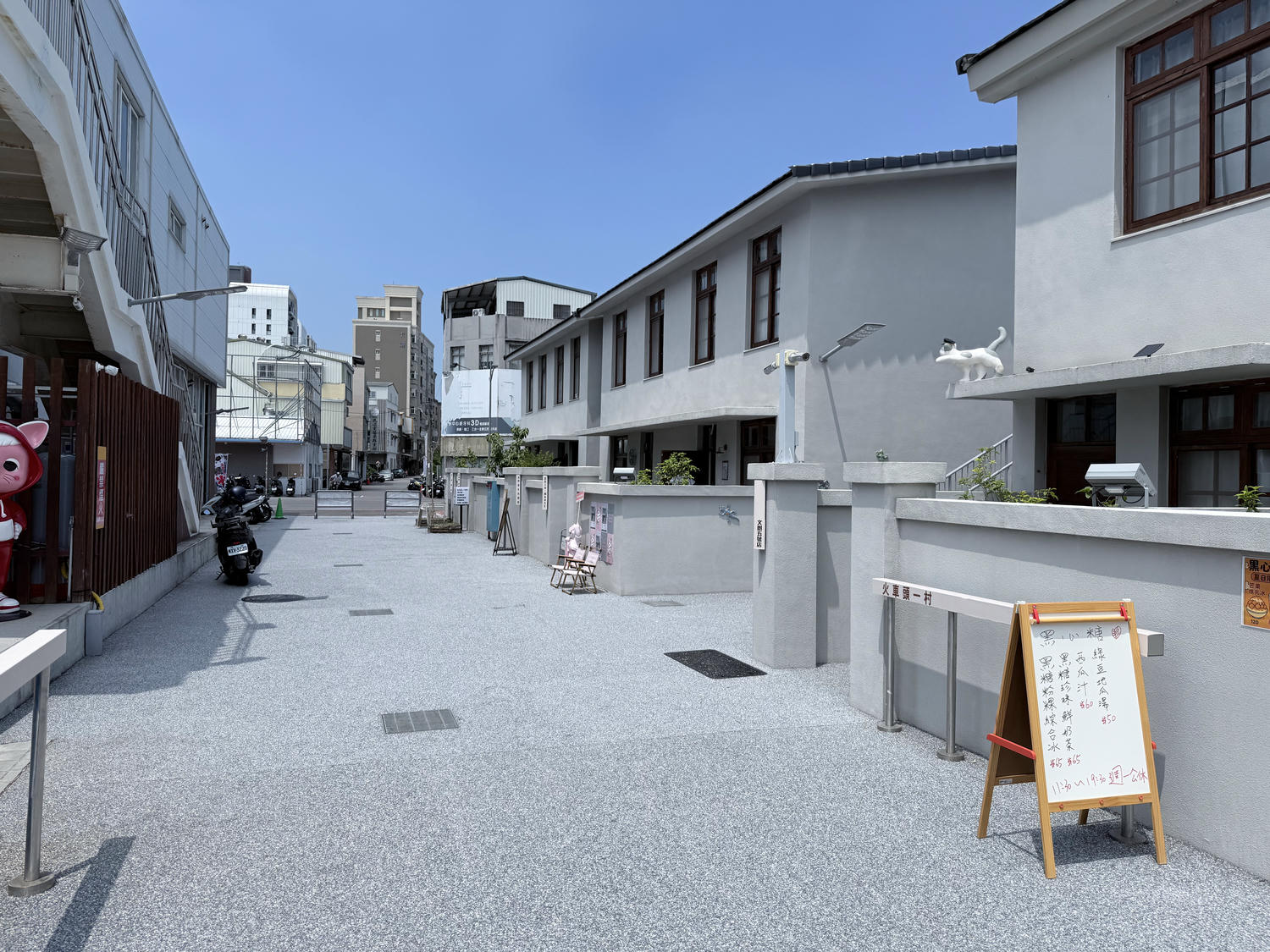 苗栗 苗栗市 很適合全家出遊的親子景點 可以預約櫓貓貓 搭乘小火車聽導覽哦!火車迷必來 |苗栗火車頭園區 - 第43張圖