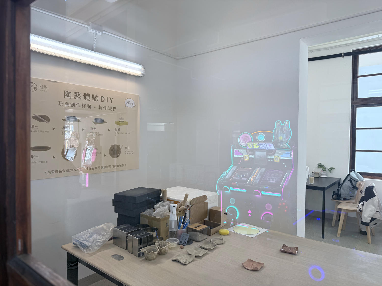 苗栗 苗栗市 很適合全家出遊的親子景點 可以預約櫓貓貓 搭乘小火車聽導覽哦!火車迷必來 |苗栗火車頭園區 - 第20張圖