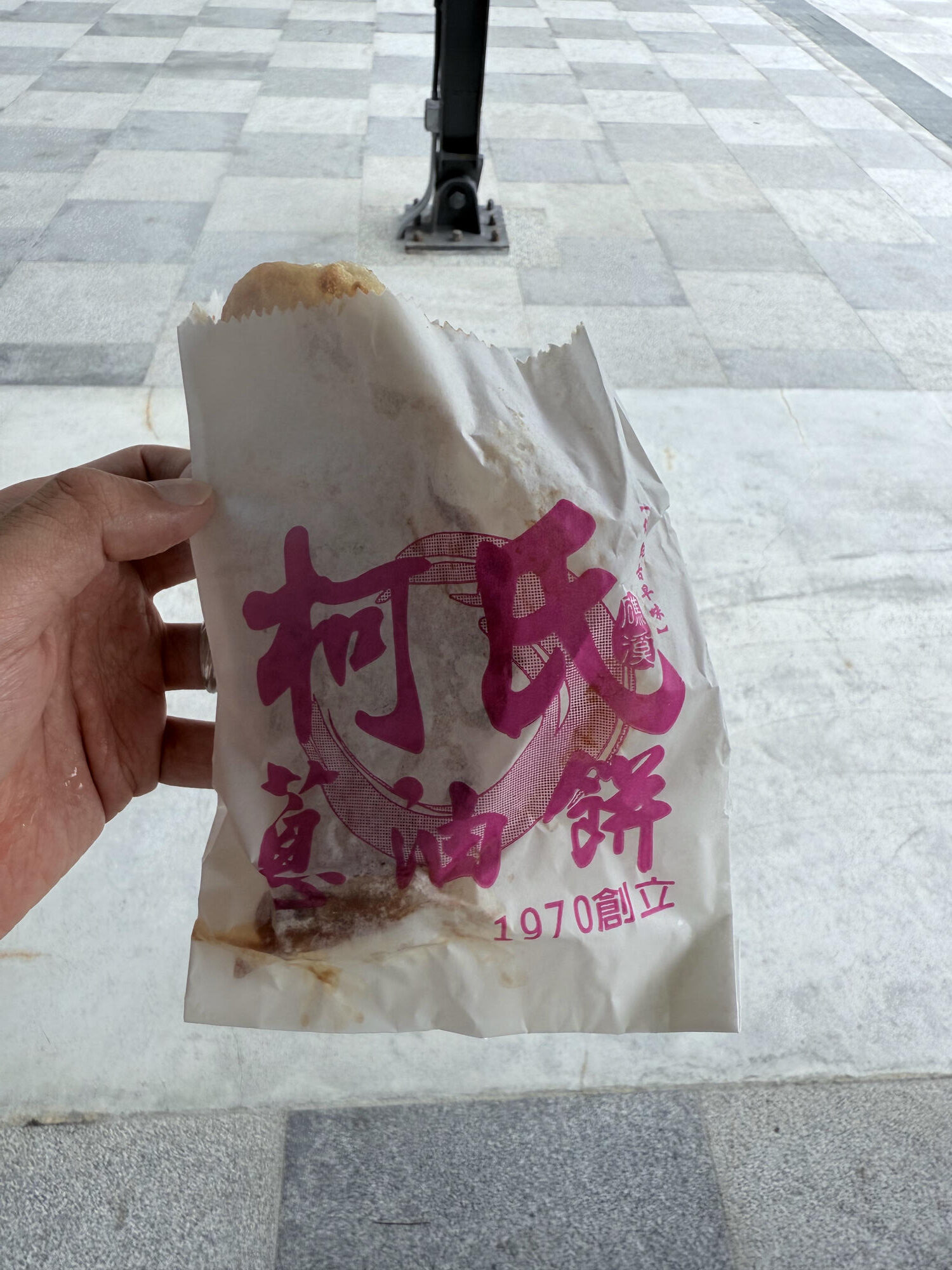 宜蘭 礁溪 親子散步、租借騎車欣賞美麗湖景 還有必拍白色貨櫃屋  ｜ Herbelle龍潭湖畔悠活園區、龍潭湖環湖步道、龍潭湖公園