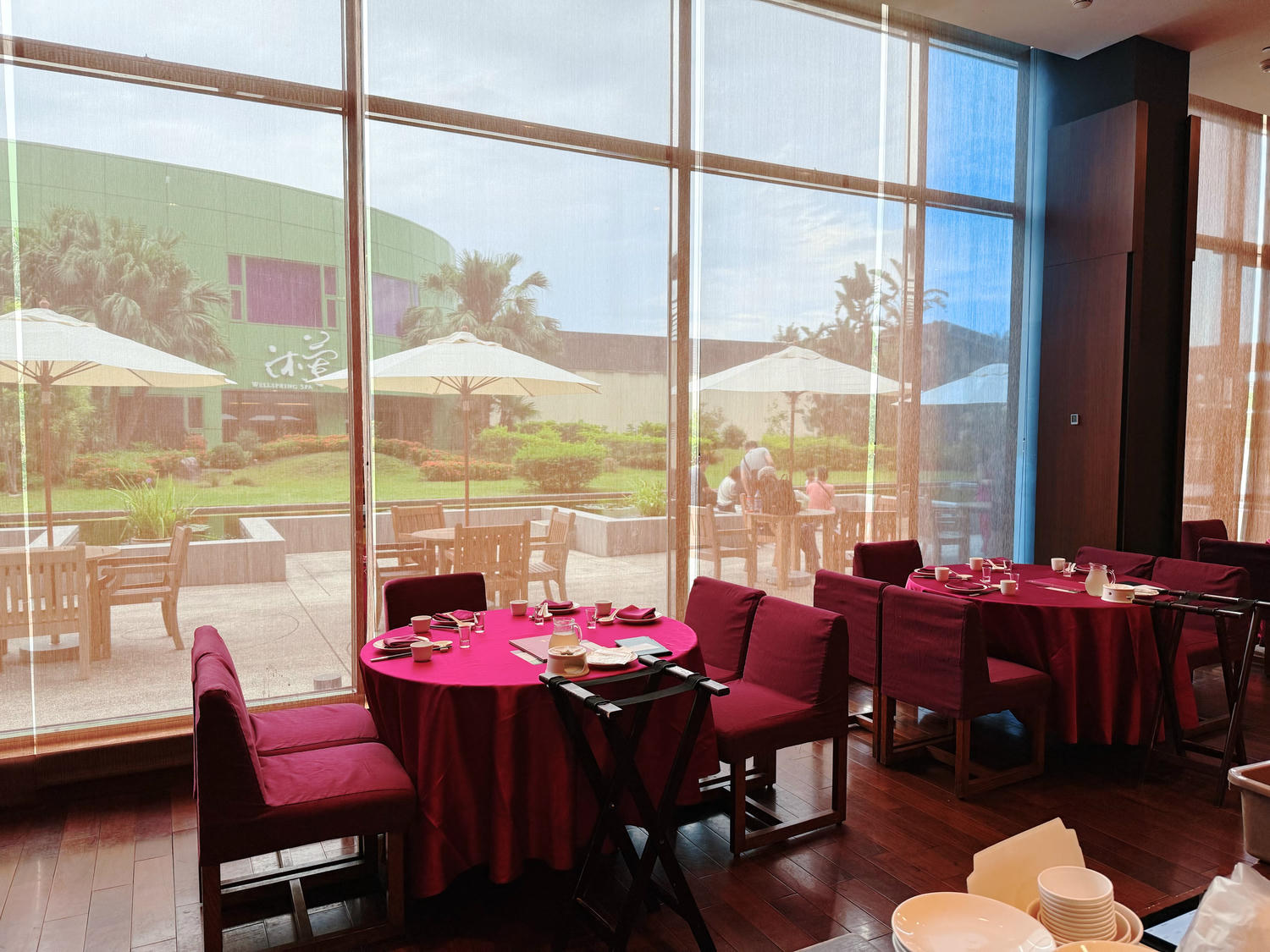 宜蘭 宜蘭市 知名烤鴨料理 櫻桃鴨肉質鮮嫩多汁 八人套餐分享 ｜蘭城晶英酒店 紅樓中餐廳