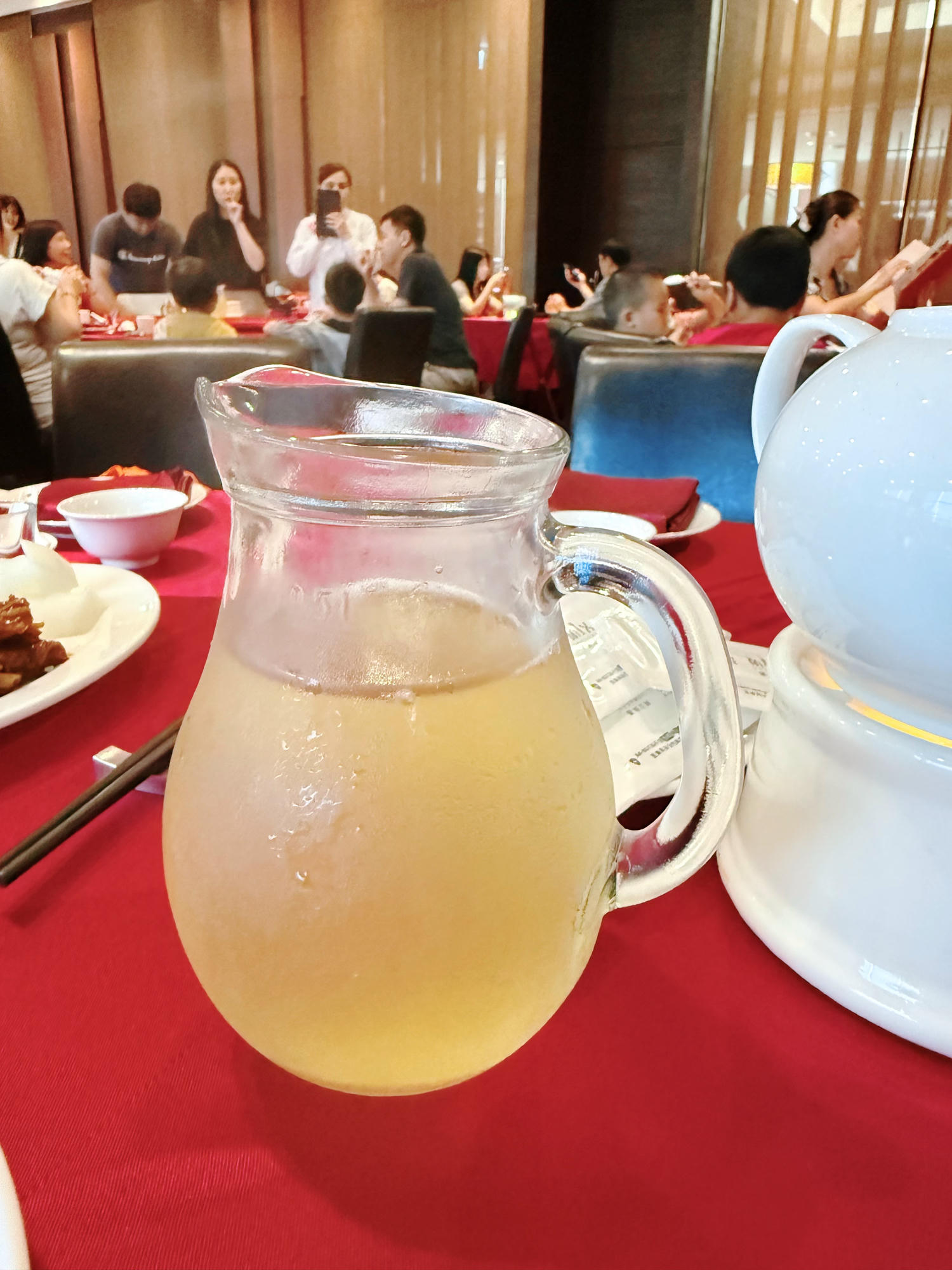 宜蘭 宜蘭市 知名烤鴨料理 櫻桃鴨肉質鮮嫩多汁 八人套餐分享 ｜蘭城晶英酒店 紅樓中餐廳