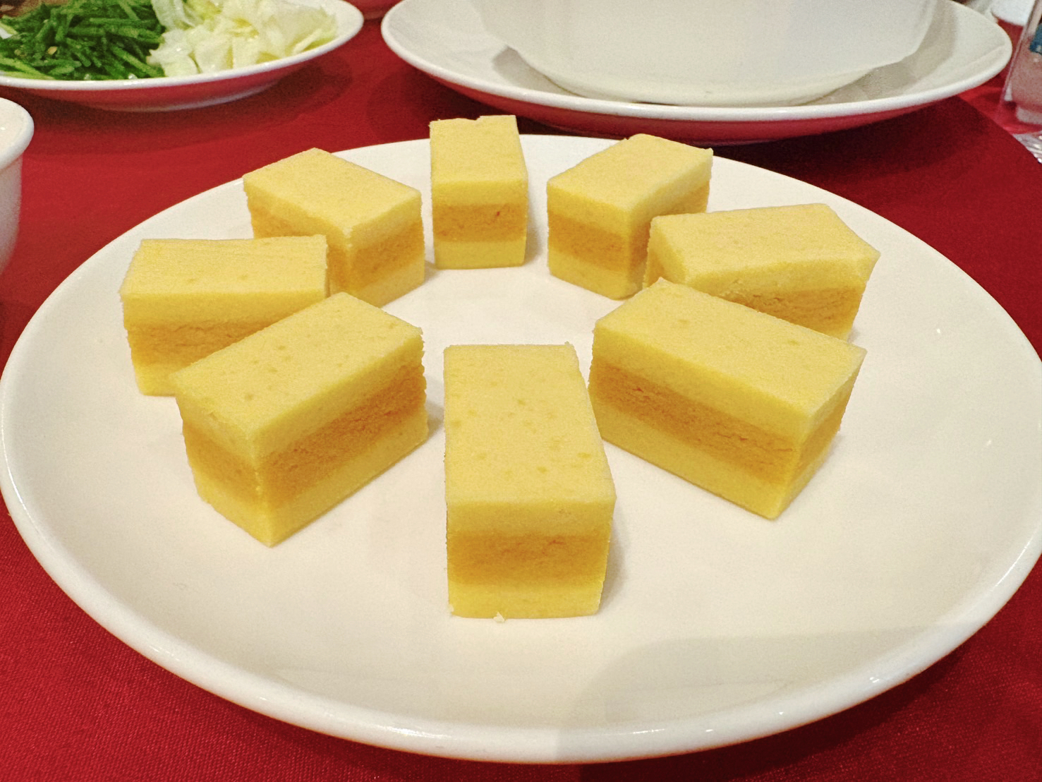 宜蘭 宜蘭市 知名烤鴨料理 櫻桃鴨肉質鮮嫩多汁 八人套餐分享 ｜蘭城晶英酒店 紅樓中餐廳