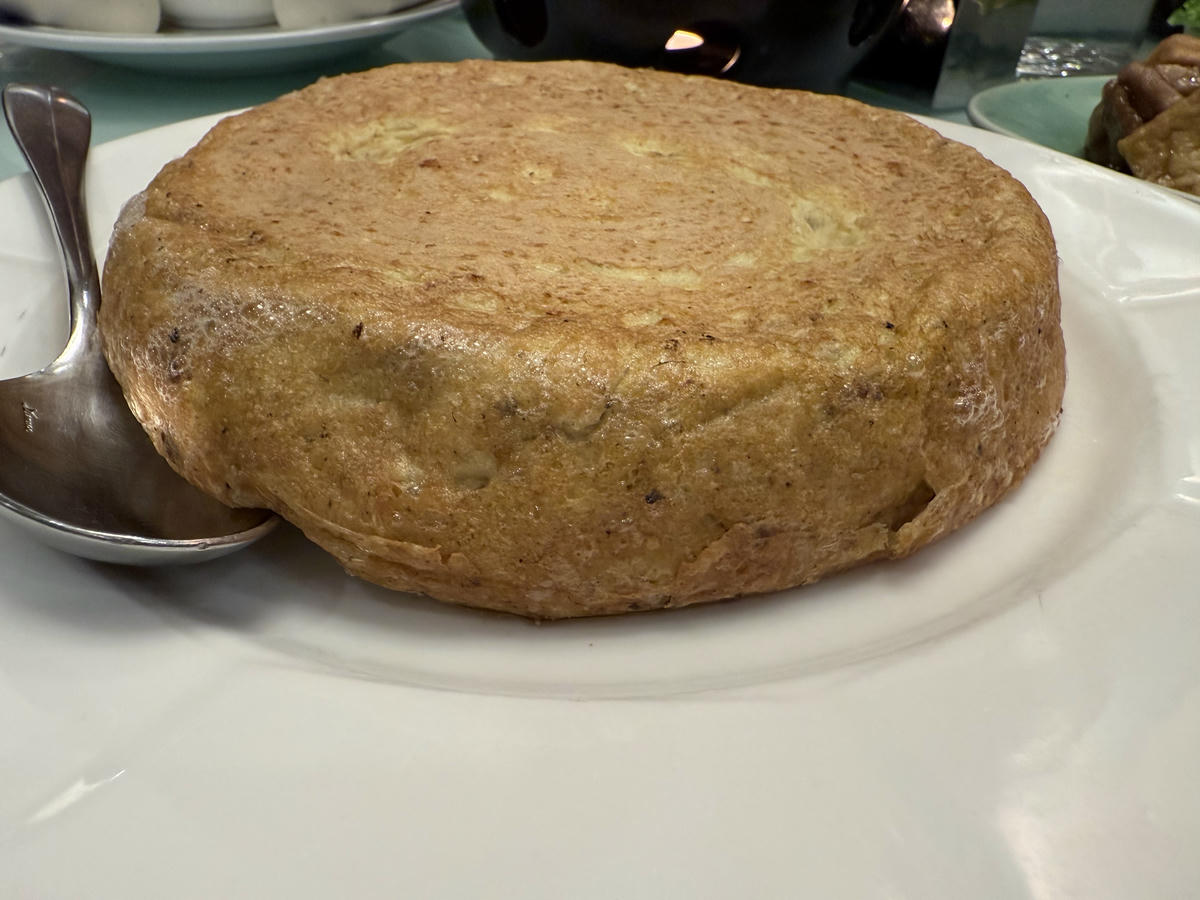 新北 新店 瓦城集團旗下色香味濃的湖南菜 聚餐好去處 ｜1010湘 新北新店店