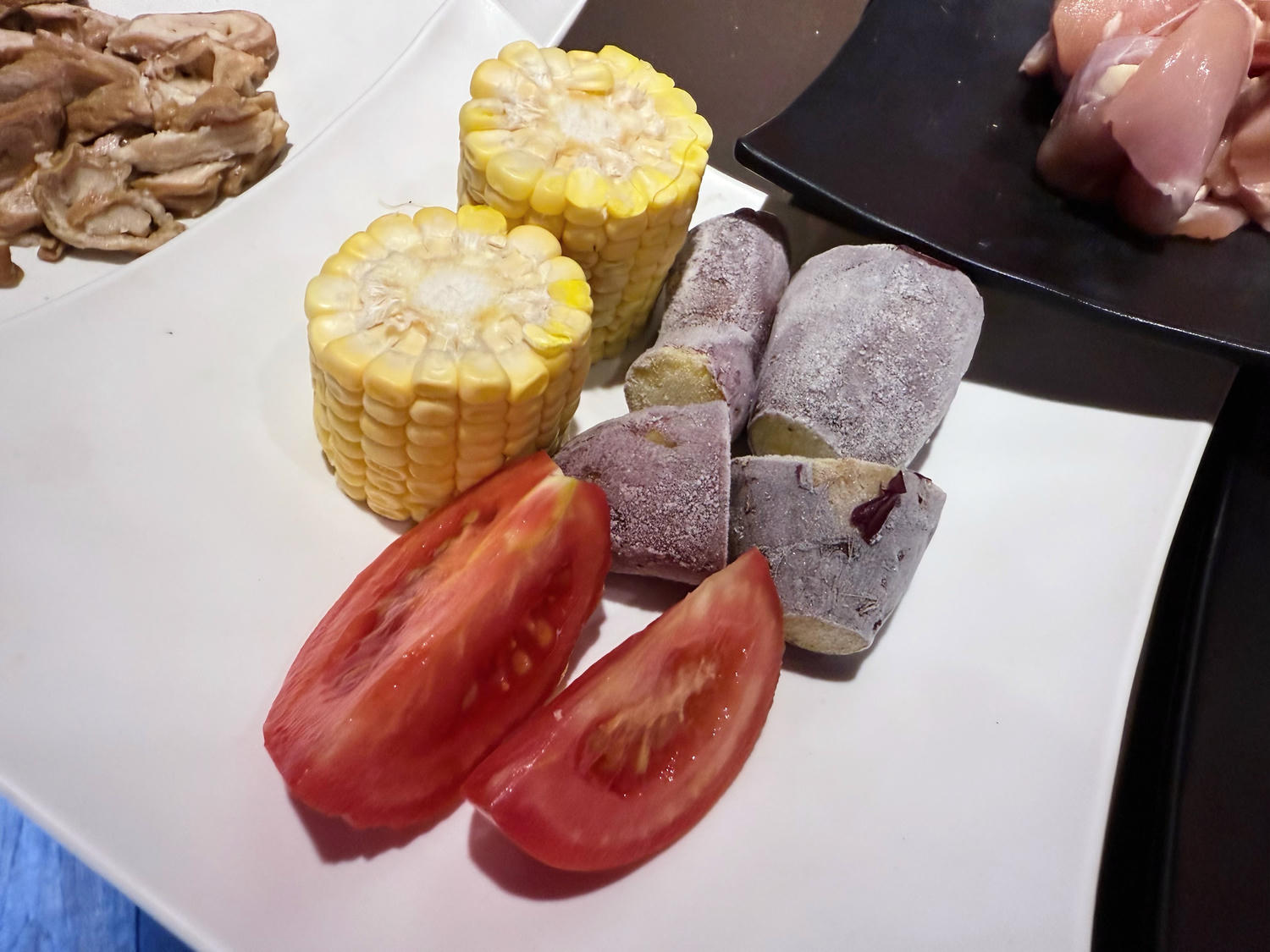 台北 中山 松江南京站火鍋吃到飽 推薦魷魚螺肉蒜湯底必點 120分無限放題｜ 石撈麻辣鴛鴦鍋