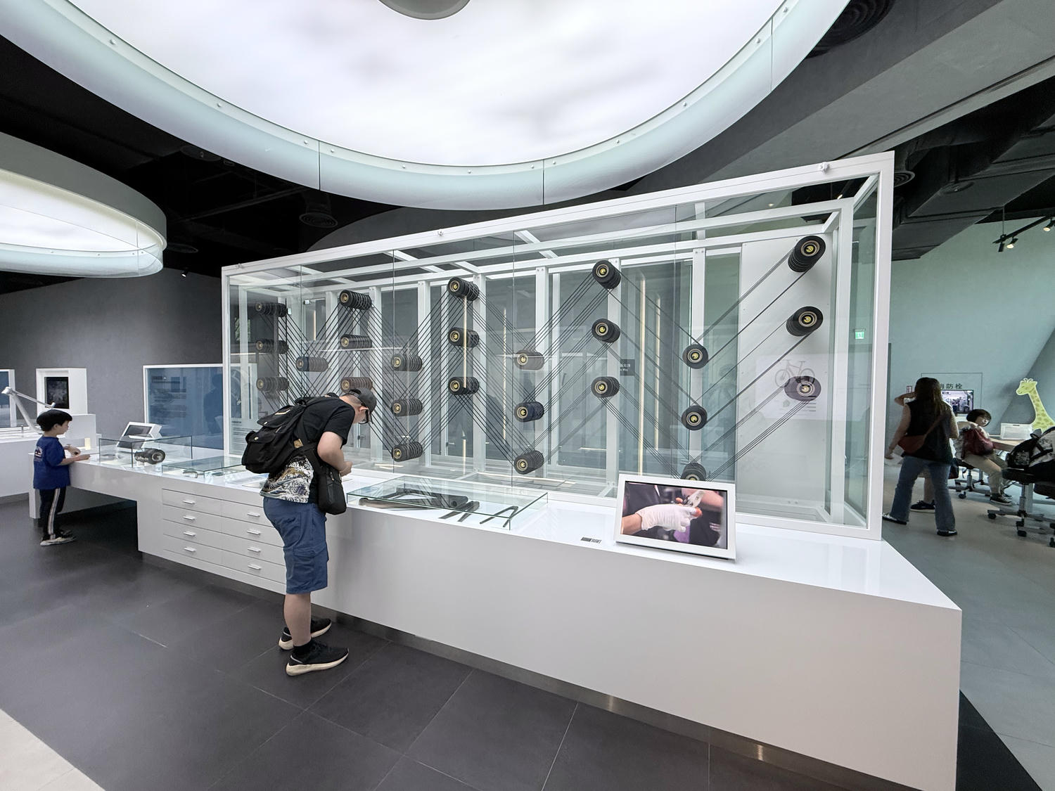 台中 西屯 豐富多元的互動裝置以及DIY體驗 館內各樓層詳細介紹 ｜ 自行車文化探索館