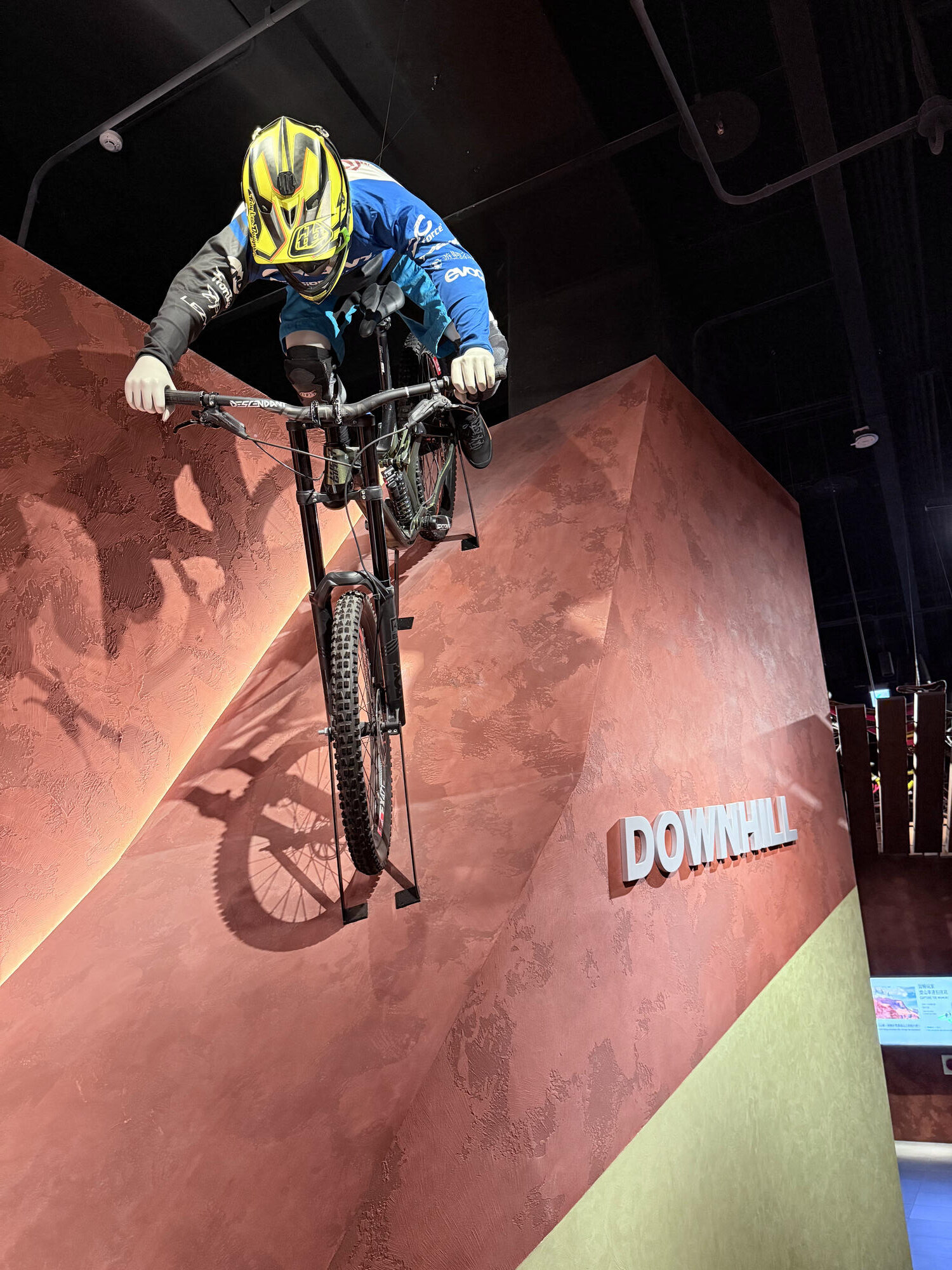 台中 西屯 豐富多元的互動裝置以及DIY體驗 館內各樓層詳細介紹 ｜ 自行車文化探索館