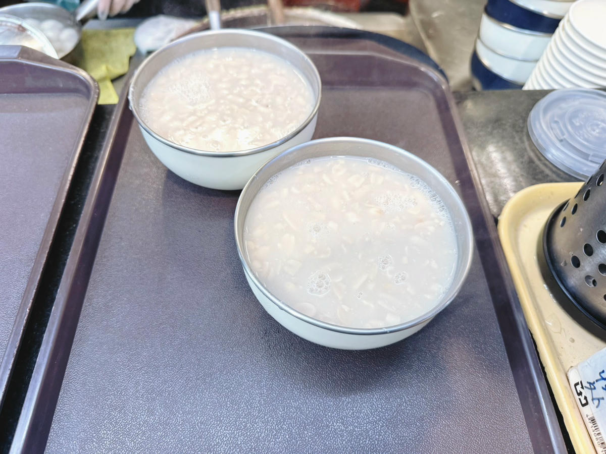 台北 大安 公館商圈不敗美味 每到冬天就特別想吃這一間甜湯的優良老店 500甜推薦  ｜ 臺一牛奶大王