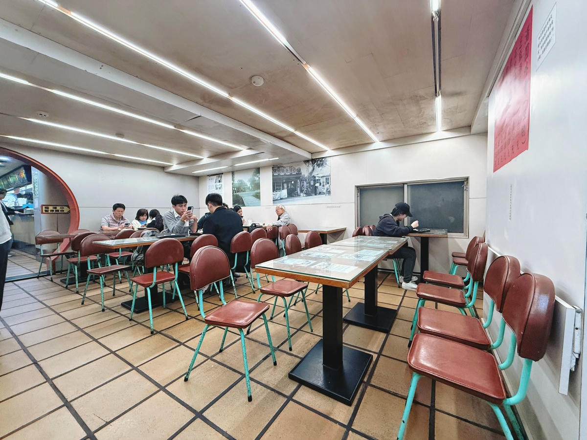 台北 大安 公館商圈不敗美味 每到冬天就特別想吃這一間甜湯的優良老店 500甜推薦  ｜ 臺一牛奶大王
