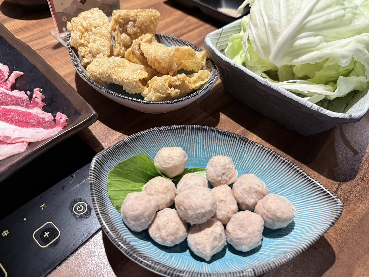 新北 新店 飲品手搖飲才是本體的精緻火鍋店 | 瘋一鍋飲茶鍋物 新店誠品店 - 第16張圖 新北 新店 飲品手搖飲才是本體的精緻火鍋店 | 瘋一鍋飲茶鍋物 新店誠品店