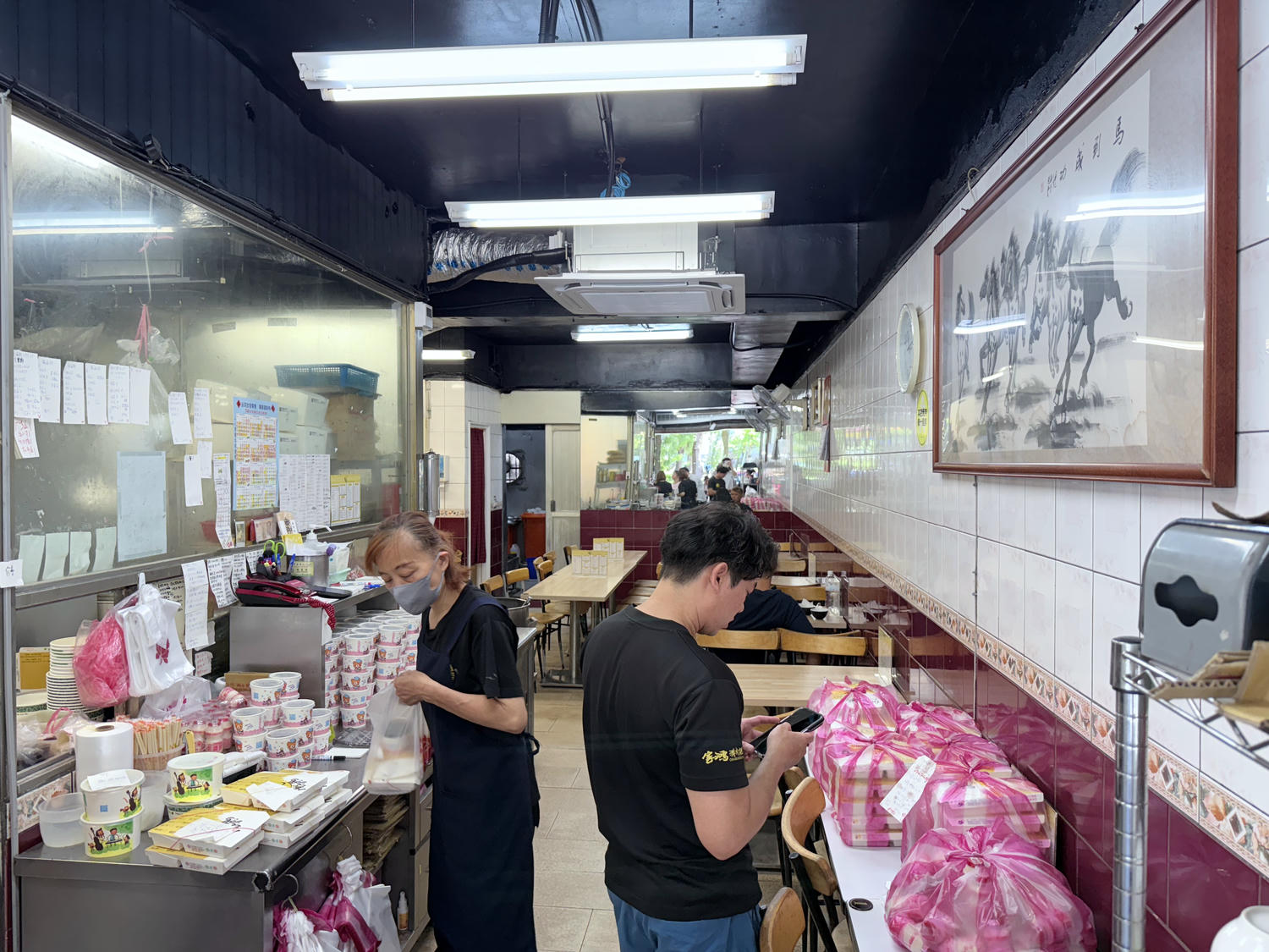 台北 中山 人氣排隊燒臘名店 近中山國中捷運站 |家鴻燒鵝-興安店 - 第8張圖 台北 中山 人氣排隊燒臘名店 近中山國中捷運站 |家鴻燒鵝-興安店