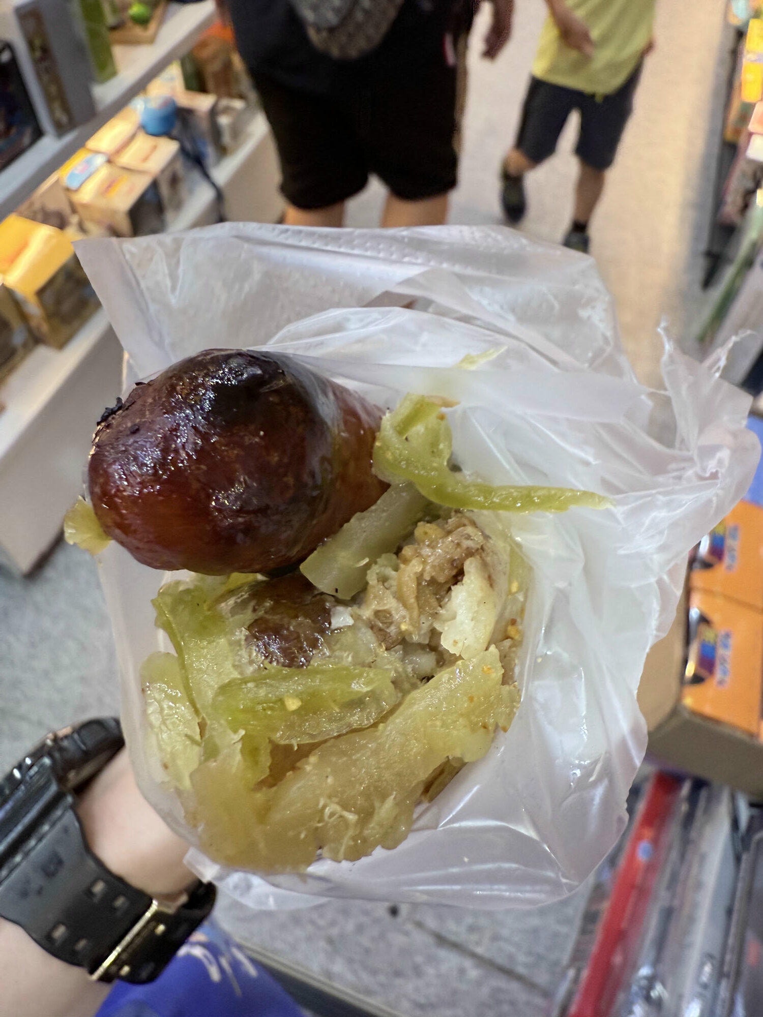 台中 西屯 逢甲夜市必吃美食 超人氣排隊美食 滿滿配料好滿足 | 官芝霖大腸包小腸 - 第8張圖 台中 西屯 逢甲夜市必吃美食 超人氣排隊美食 滿滿配料好滿足 | 官芝霖大腸包小腸