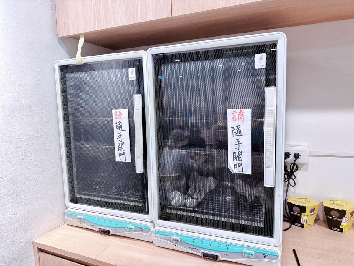 新北 新店 大坪林站旁大人氣平價鼎泰豐 炒飯、鍋貼、豆沙甜鍋餅好吃|禾豐安麵食館 - 第11張圖 新北 新店 大坪林站旁大人氣平價鼎泰豐 炒飯、鍋貼、豆沙甜鍋餅好吃|禾豐安麵食館