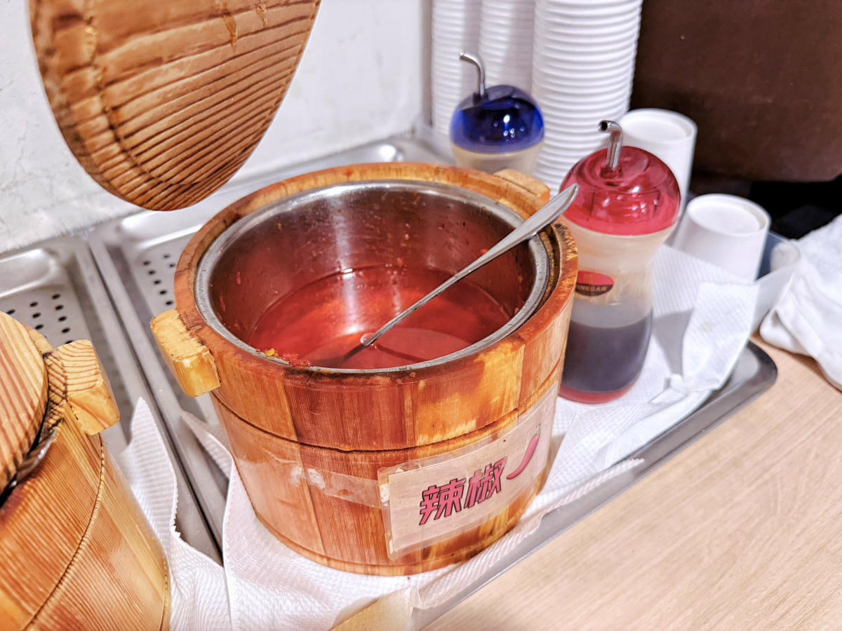 新北 新店 大坪林站旁大人氣平價鼎泰豐 炒飯、鍋貼、豆沙甜鍋餅好吃|禾豐安麵食館 - 第13張圖 新北 新店 大坪林站旁大人氣平價鼎泰豐 炒飯、鍋貼、豆沙甜鍋餅好吃|禾豐安麵食館