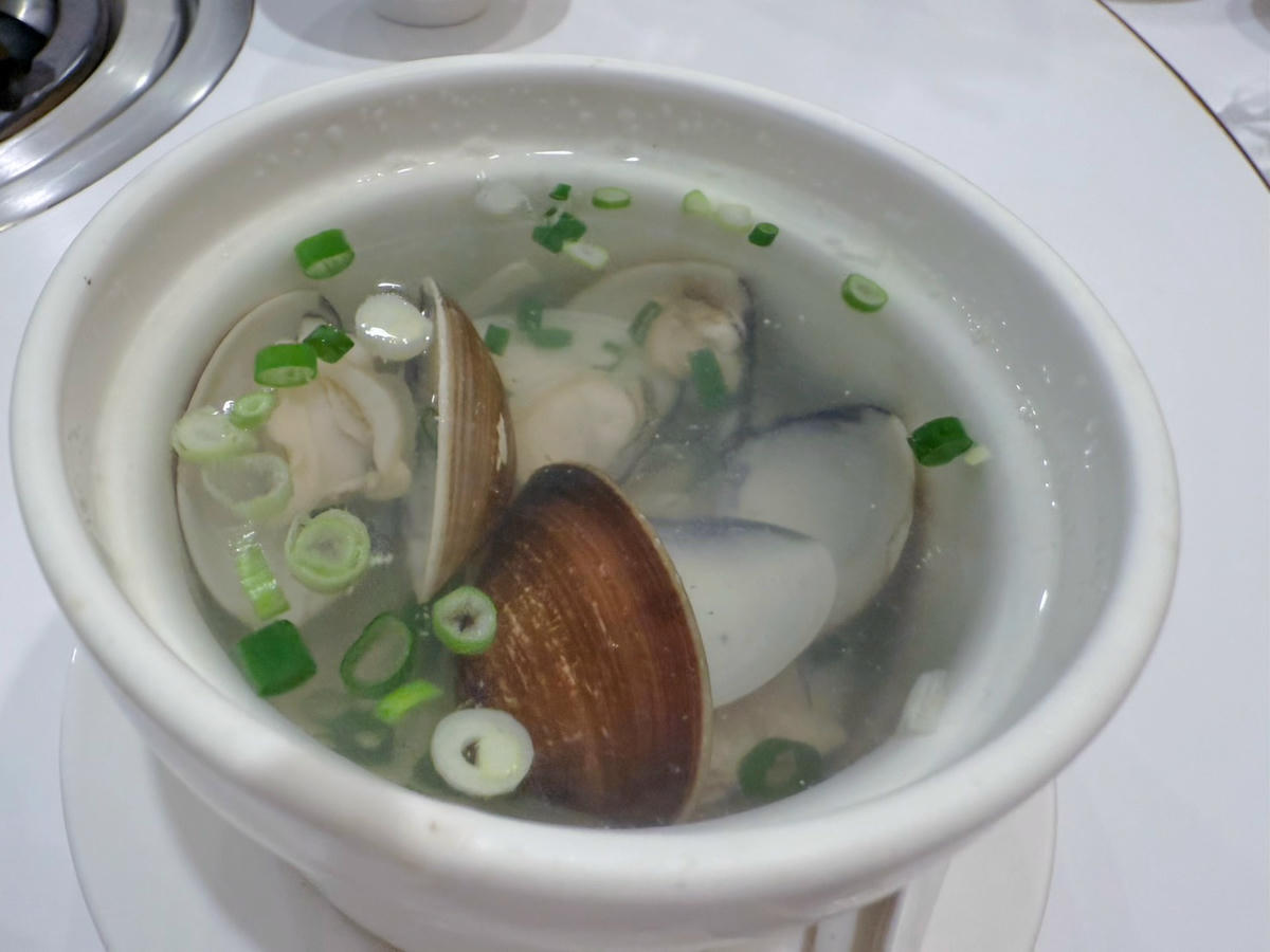 台北 大安 東區巷弄美食 國父紀念館美食 500盤得獎店家 銷魂白切雞、白切肉必吃 | 伍佰雞屋 - 第25張圖 台北 大安 東區巷弄美食 國父紀念館美食 500盤得獎店家 銷魂白切雞、白切肉必吃 | 伍佰雞屋