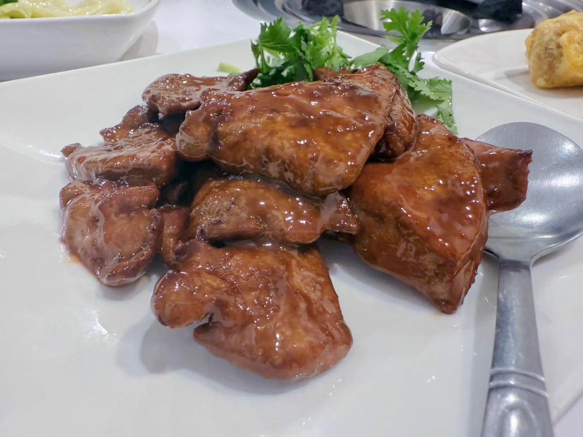 台北 大安 東區巷弄美食 國父紀念館美食 500盤得獎店家 銷魂白切雞、白切肉必吃 | 伍佰雞屋 - 第24張圖 台北 大安 東區巷弄美食 國父紀念館美食 500盤得獎店家 銷魂白切雞、白切肉必吃 | 伍佰雞屋
