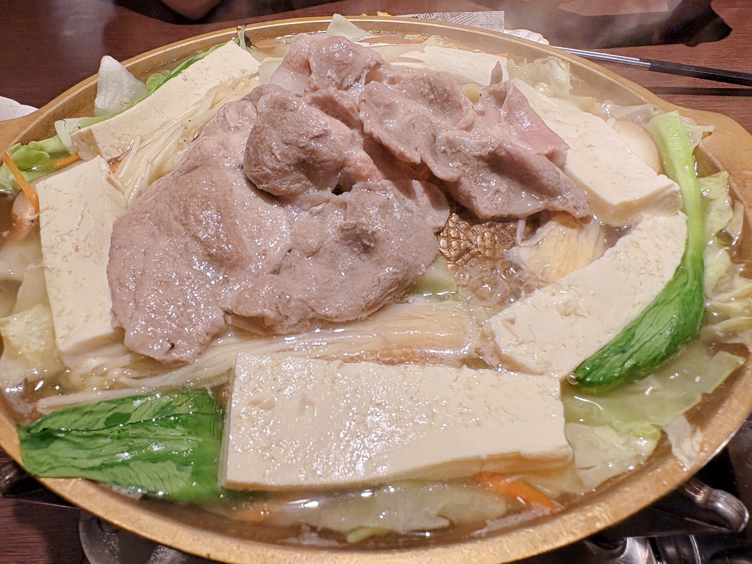 新北 新店 新式質感簡餐店、飲料店 適合三五好友聚會 還可以餵魚 |集客人間茶館 大坪林店 - 第15張圖 新北 新店 新式質感簡餐店、飲料店 適合三五好友聚會 還可以餵魚 |集客人間茶館 大坪林店