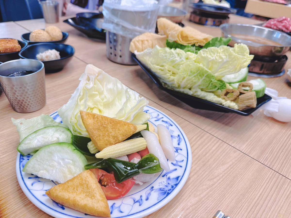 宜蘭 宜蘭市美食|富美海鮮火鍋宜蘭店 港點無限供應超有特色!親子聚餐首選海鮮火鍋推薦 - 第24張圖 宜蘭 宜蘭市美食|富美海鮮火鍋宜蘭店 港點無限供應超有特色!親子聚餐首選海鮮火鍋推薦