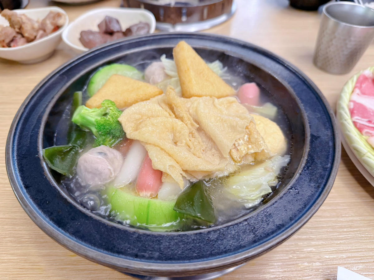 宜蘭 宜蘭市美食｜富美海鮮火鍋宜蘭店 港點無限供應超有特色！親子聚餐首選海鮮火鍋推薦