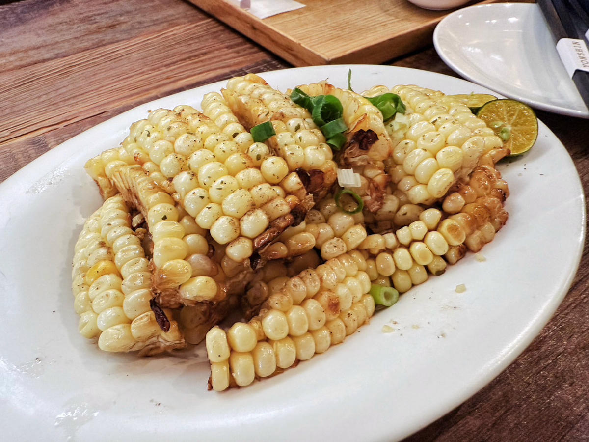 台北 信義區美食 永心鳳茶微風信義店|復古時髦新台菜餐廳,炊飯、湯麵、台灣茶一次滿足!(內部修整) - 第23張圖 台北 信義區美食 永心鳳茶微風信義店|復古時髦新台菜餐廳,炊飯、湯麵、台灣茶一次滿足!(內部修整)