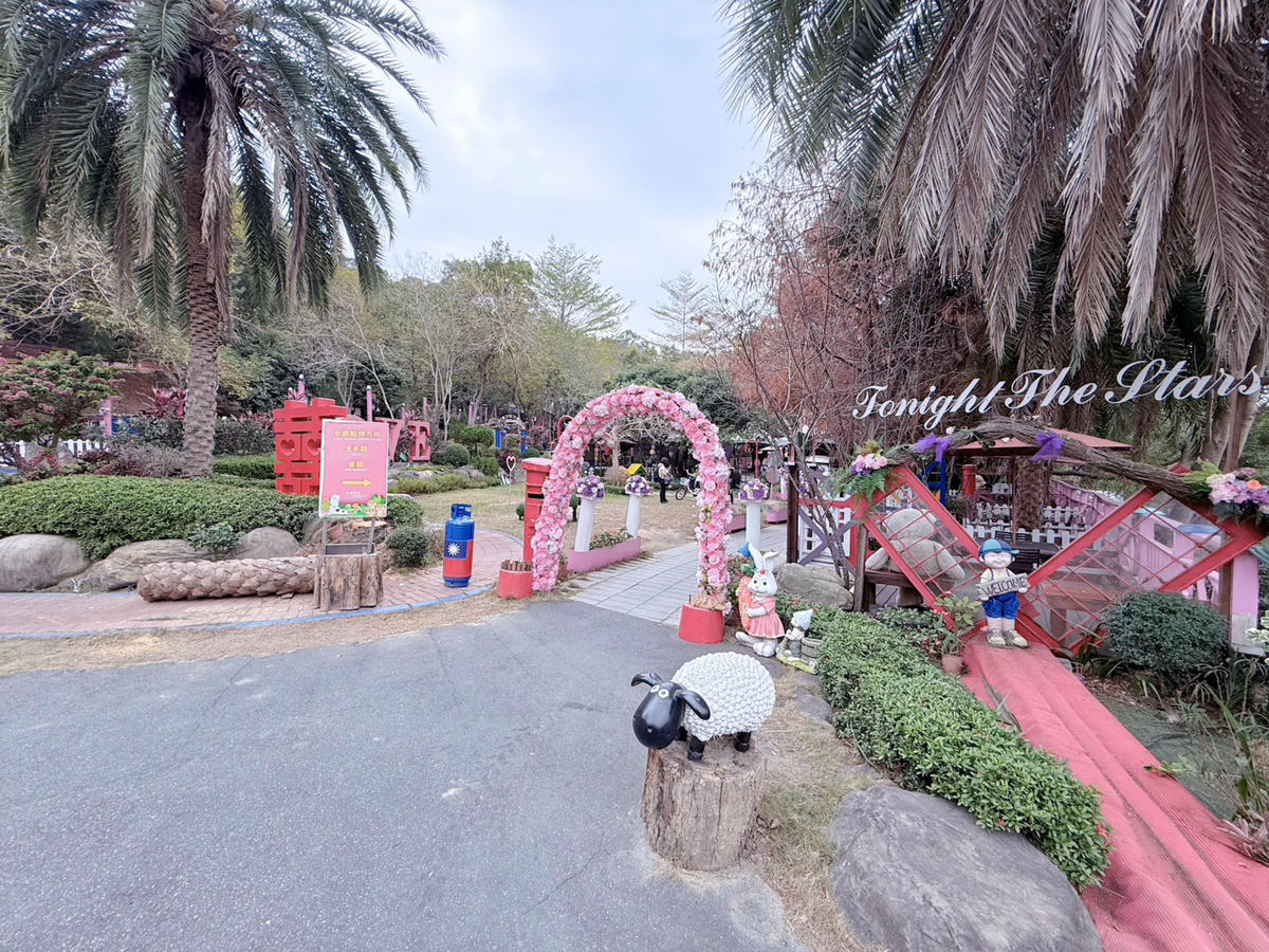 彰化親子景點 今夜星辰休閒農場|羊駝、瓦萊黑鼻羊、兔子近距離互動!超人氣動物農場親子半日遊推薦 - 第8張圖 彰化親子景點 今夜星辰休閒農場|羊駝、瓦萊黑鼻羊、兔子近距離互動!超人氣動物農場親子半日遊推薦