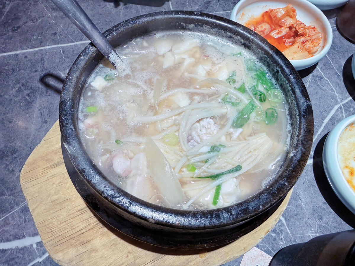 新北 新店美食 裕隆城必吃韓式烤肉套餐 小菜吃到飽超滿足！｜水剌韓式料理新店旗艦店