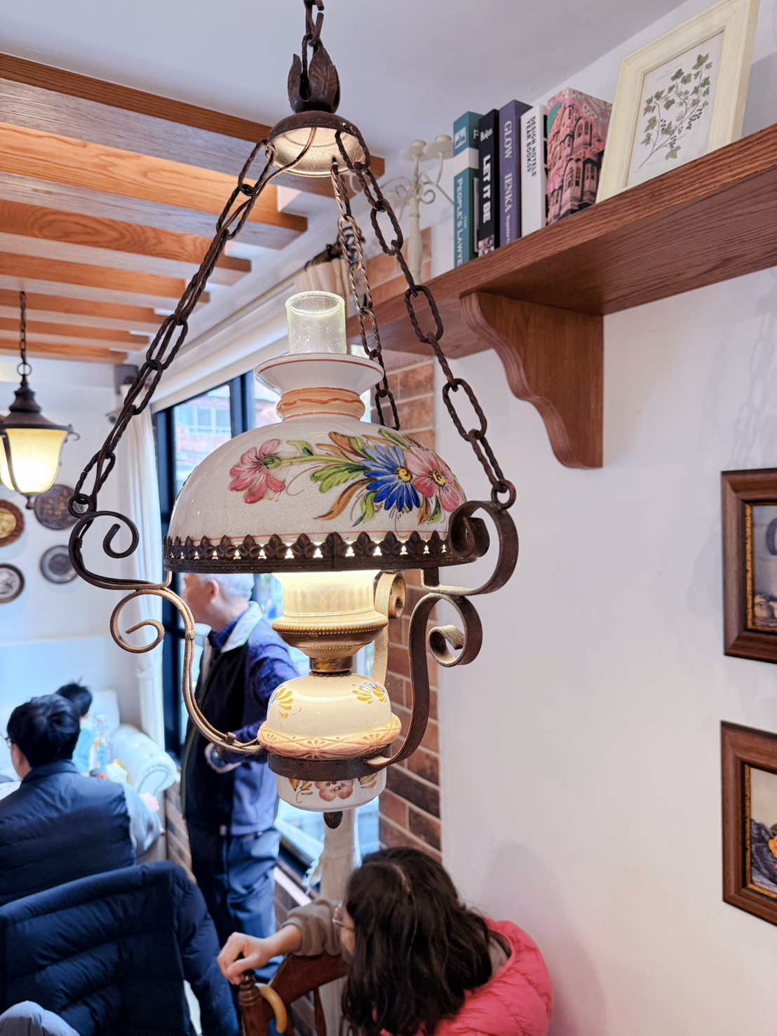 新北新店美食  小碧潭站人氣義式餐廳 親子聚餐、約會首選 ｜里拉6街義大利餐館